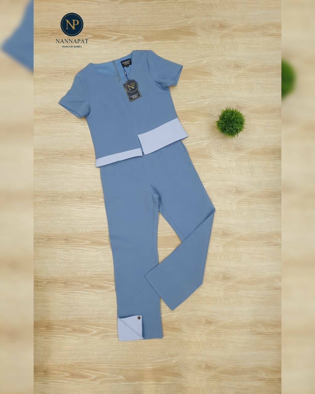 เสื้อซิปหลัง กางเกงทรงสวย