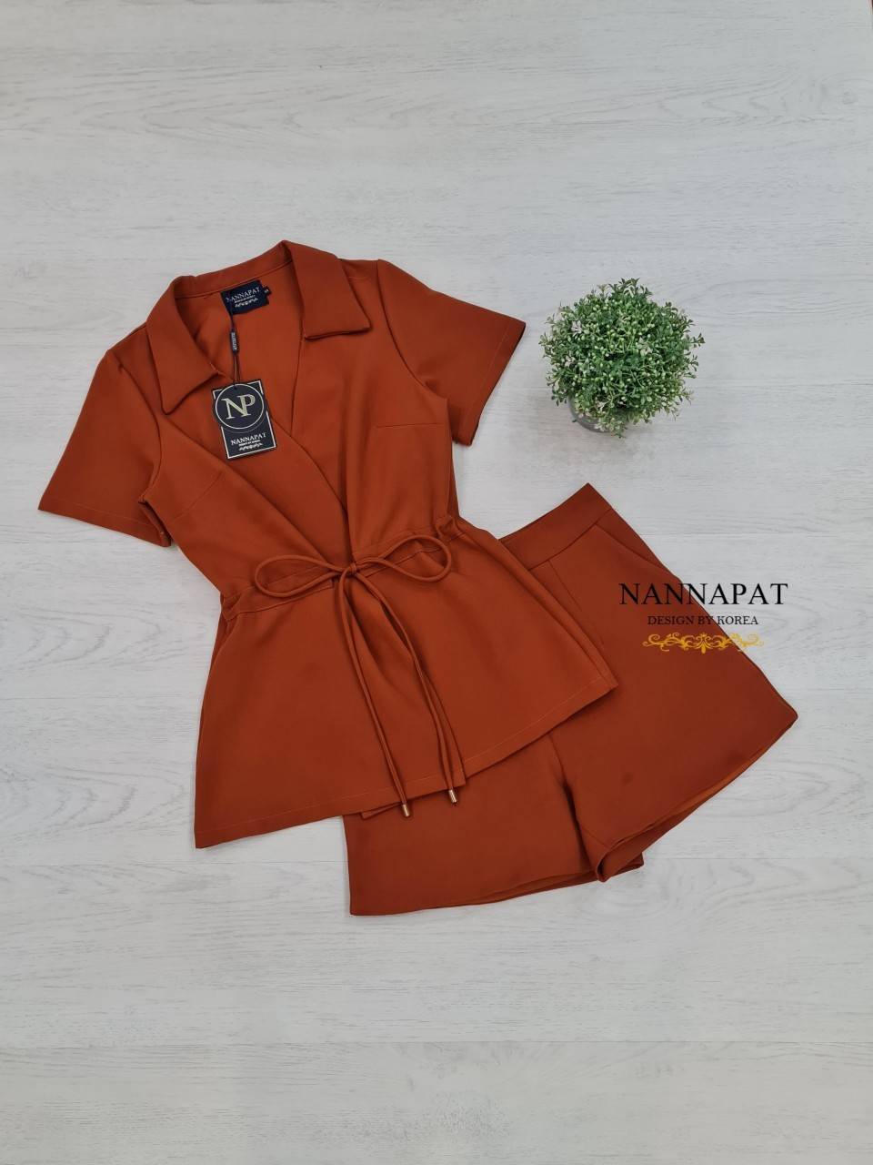 เสื้อกระดุมหน้า มีเชือกรูดผูกเอว