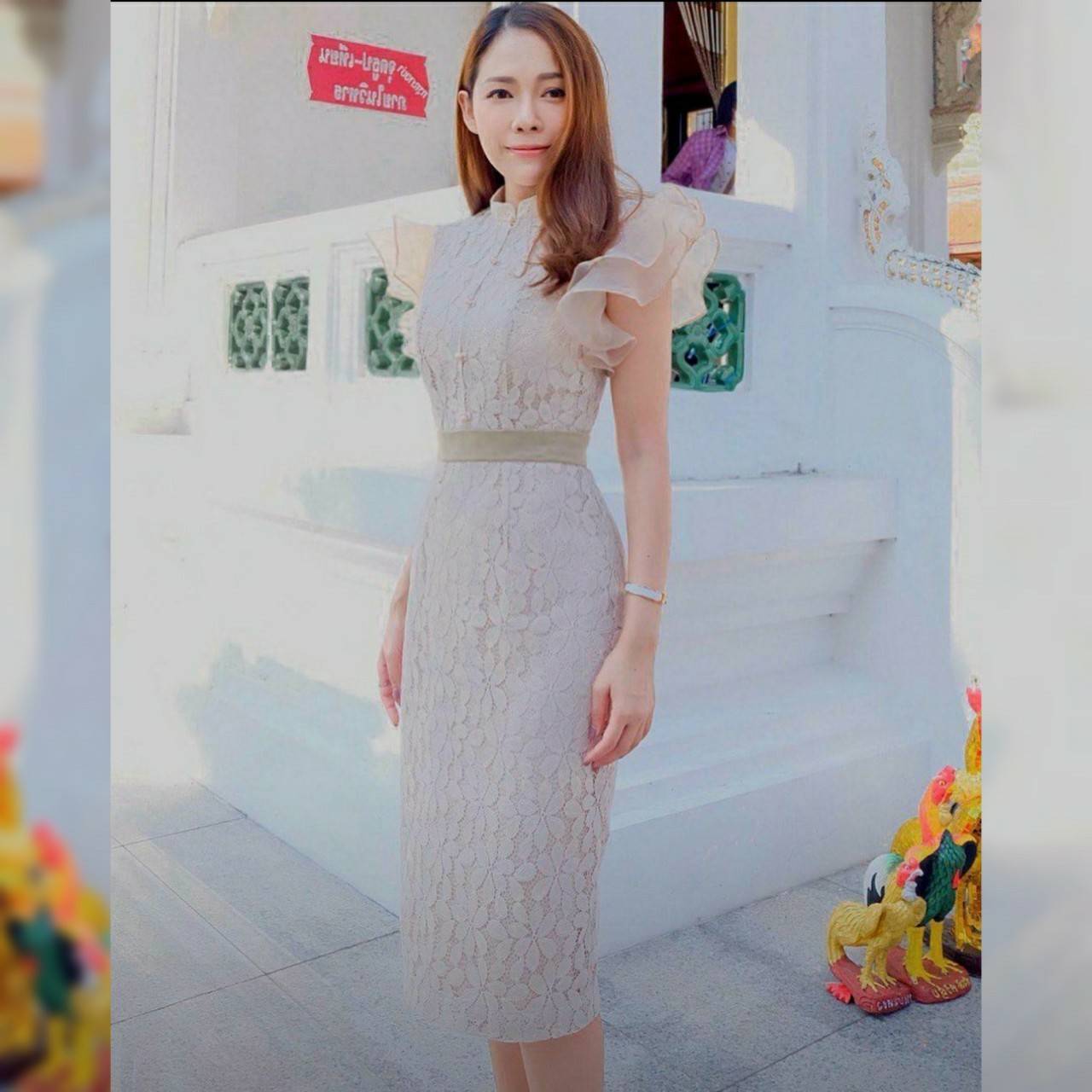 เดรสแต่งระบายช่วงแขน