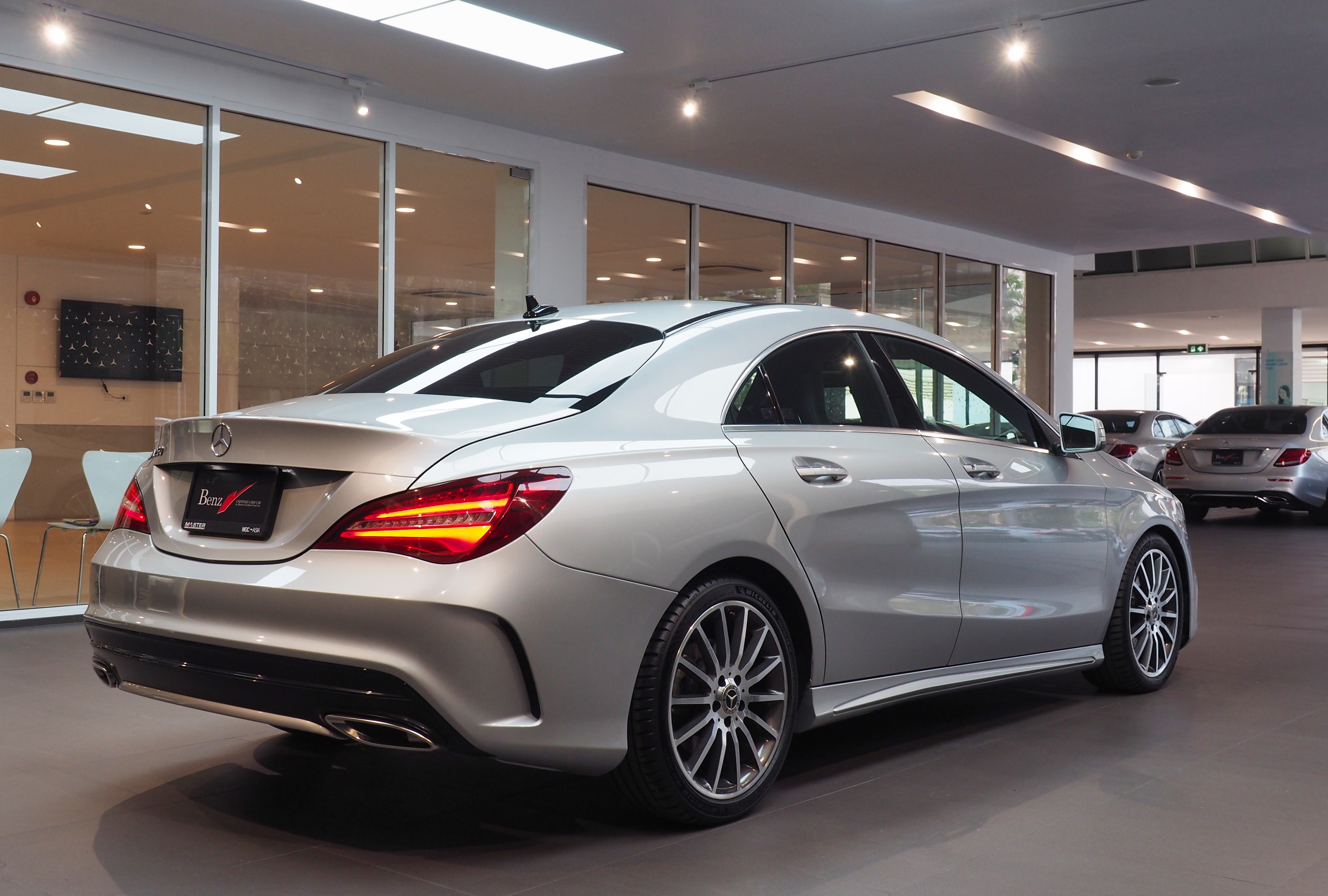 จองแล้ว CLA250 AMG W117