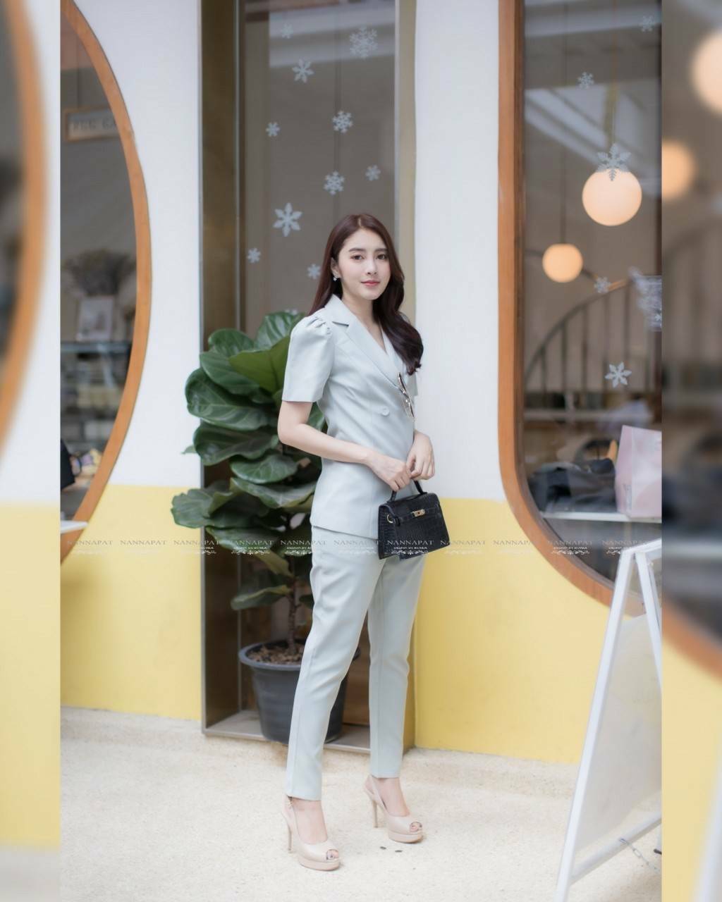 เสื้อคอป แขนสั้นจับจีบไหล่กระดุมหน้า