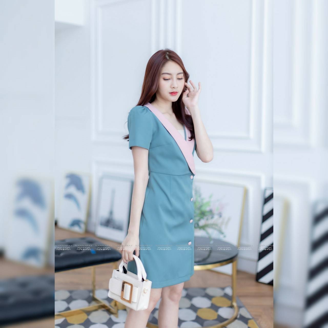 เดรสกระดุมหน้าเล่นสีทูโทน