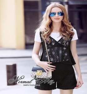 เสื้อยืด + เสื้อลูกไม้ , กางเกง, มีซับในกางเกง, ซิปข้าง