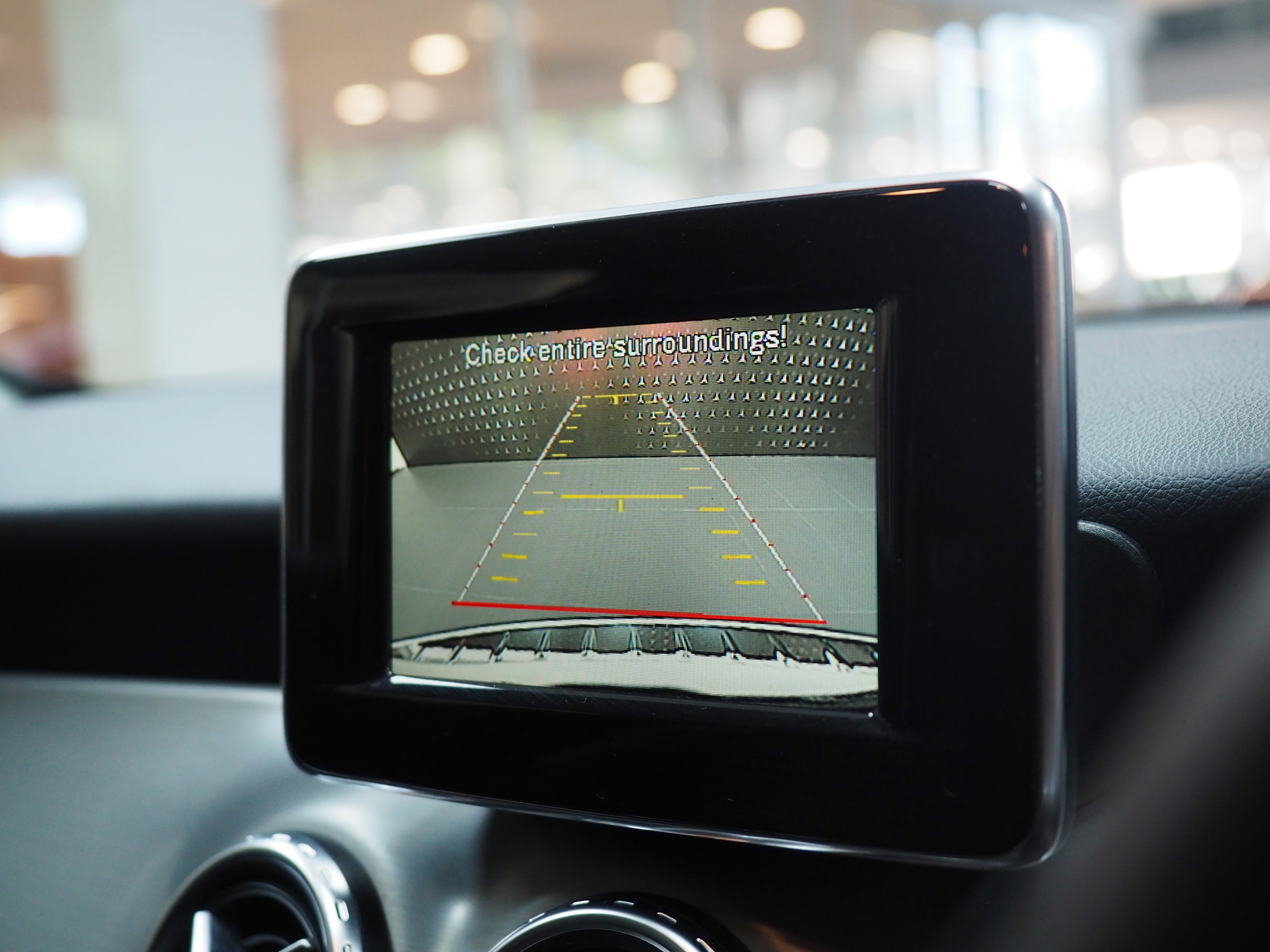 จองแล้ว GLA200 Urban W156