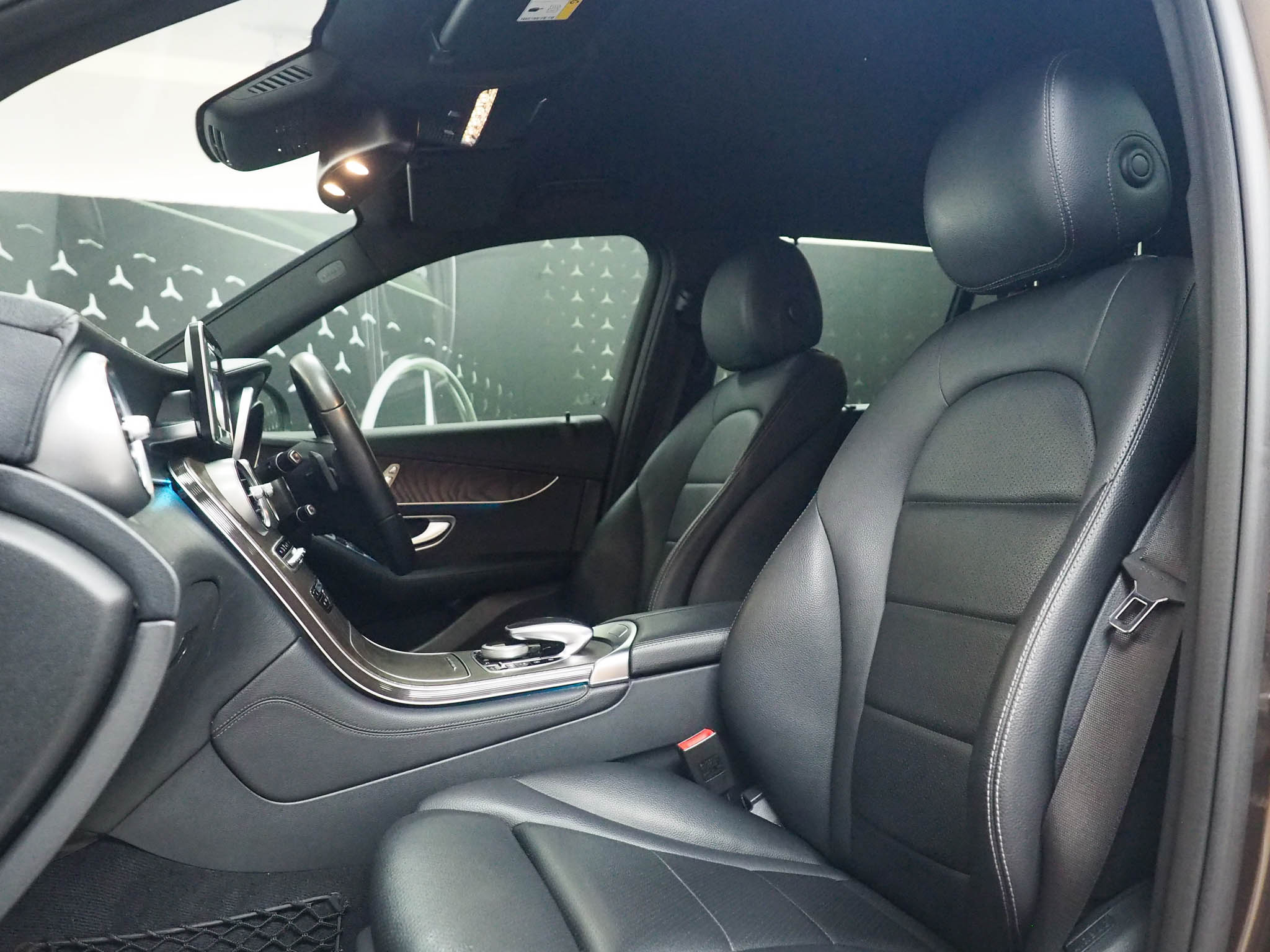 จองแล้ว GLC250d 4MATIC off-Road W253