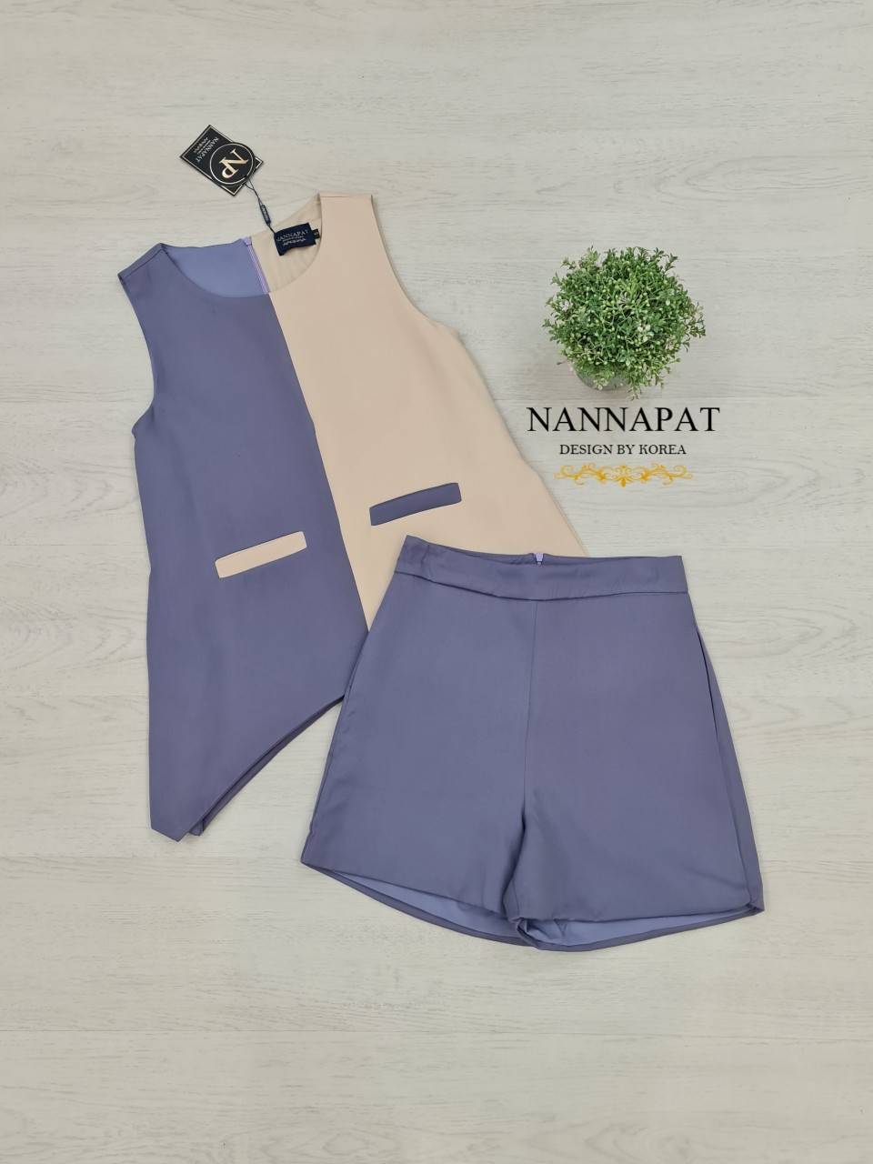 เสื้อทูโทน ทรงหางปลา ซิปหลัง