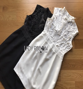 Lady Ribbon Crepe Mini Dress มินิเดรสคอสูงปักดอกไม้
