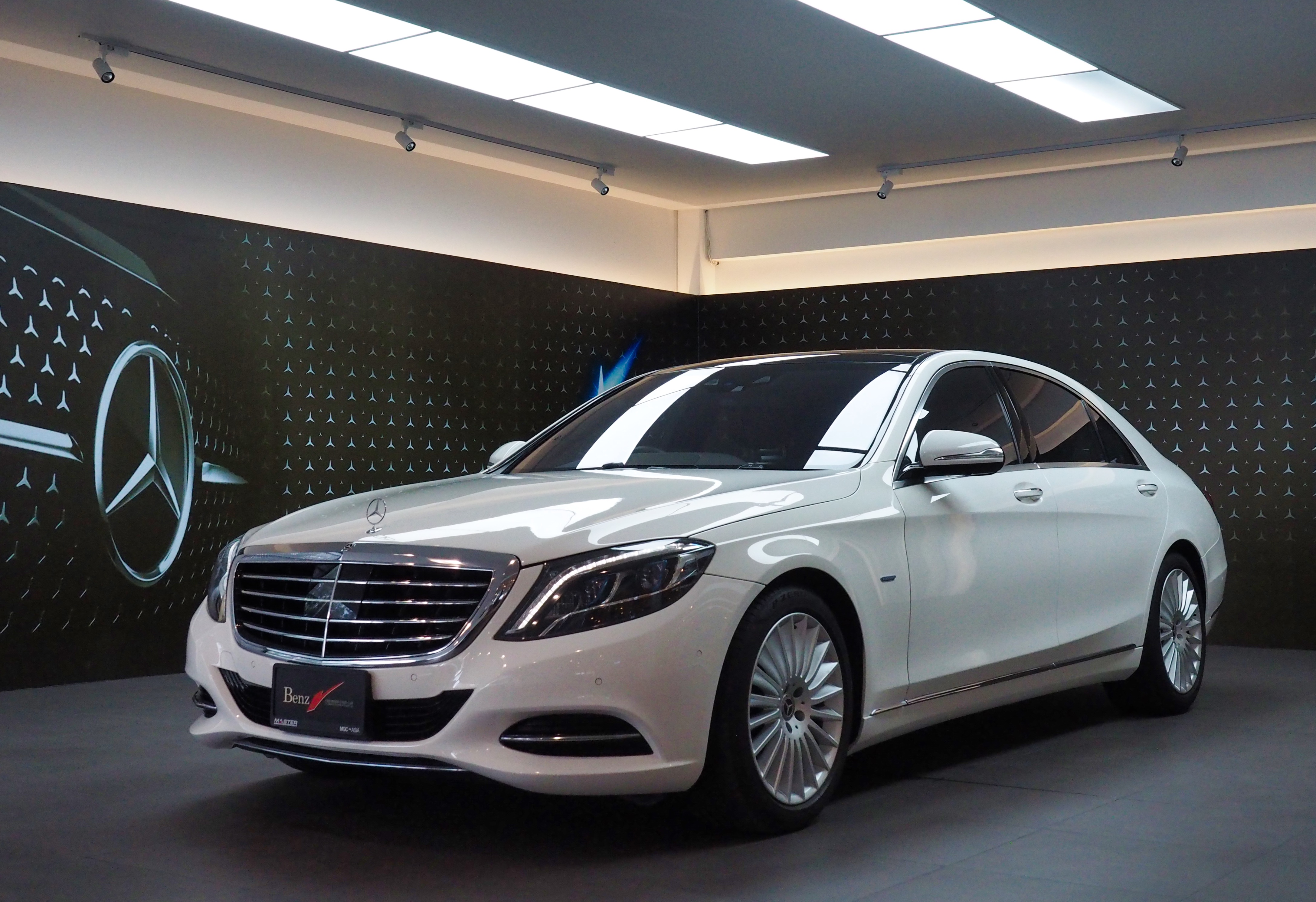 จองแล้ว S500e Exclusive Plug in Hybrid W222