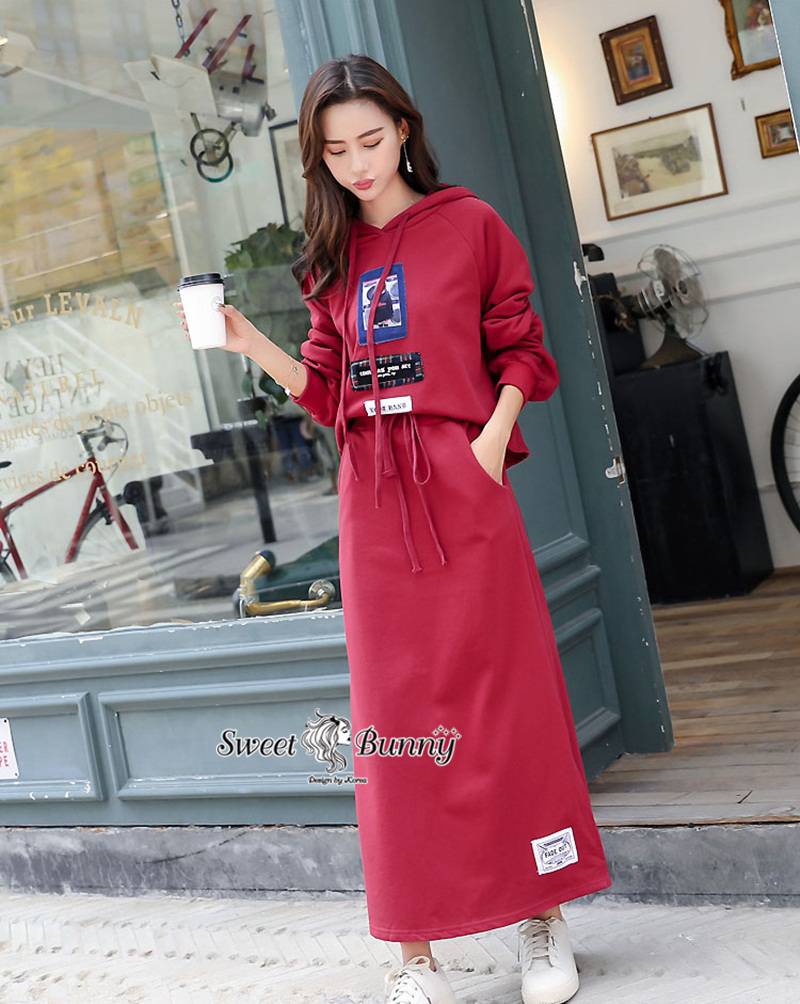 เสื้อกระโปรงทั้งชุดผ้ายืดสีแดงสด