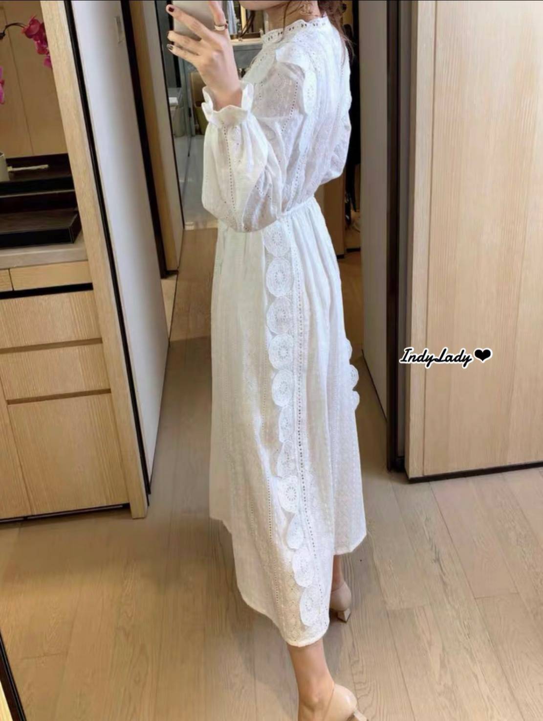 Maxi Dress งานลูกไม้ สีขาว