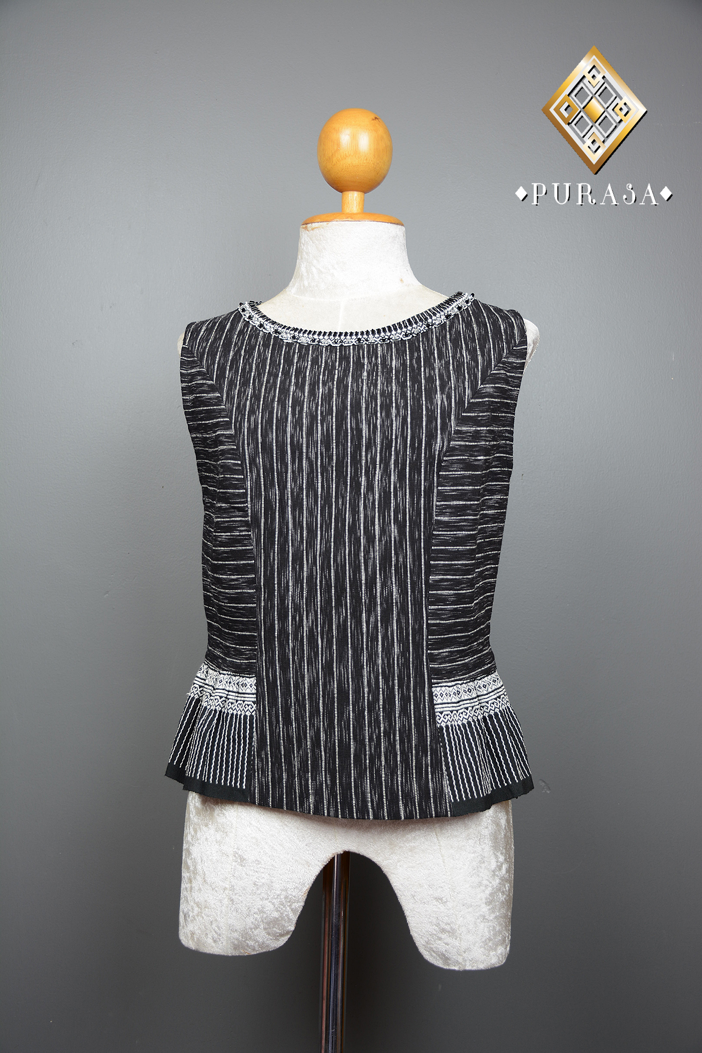 PUS014 เสื้อผ้าฝ้ายแต่งตีนจก