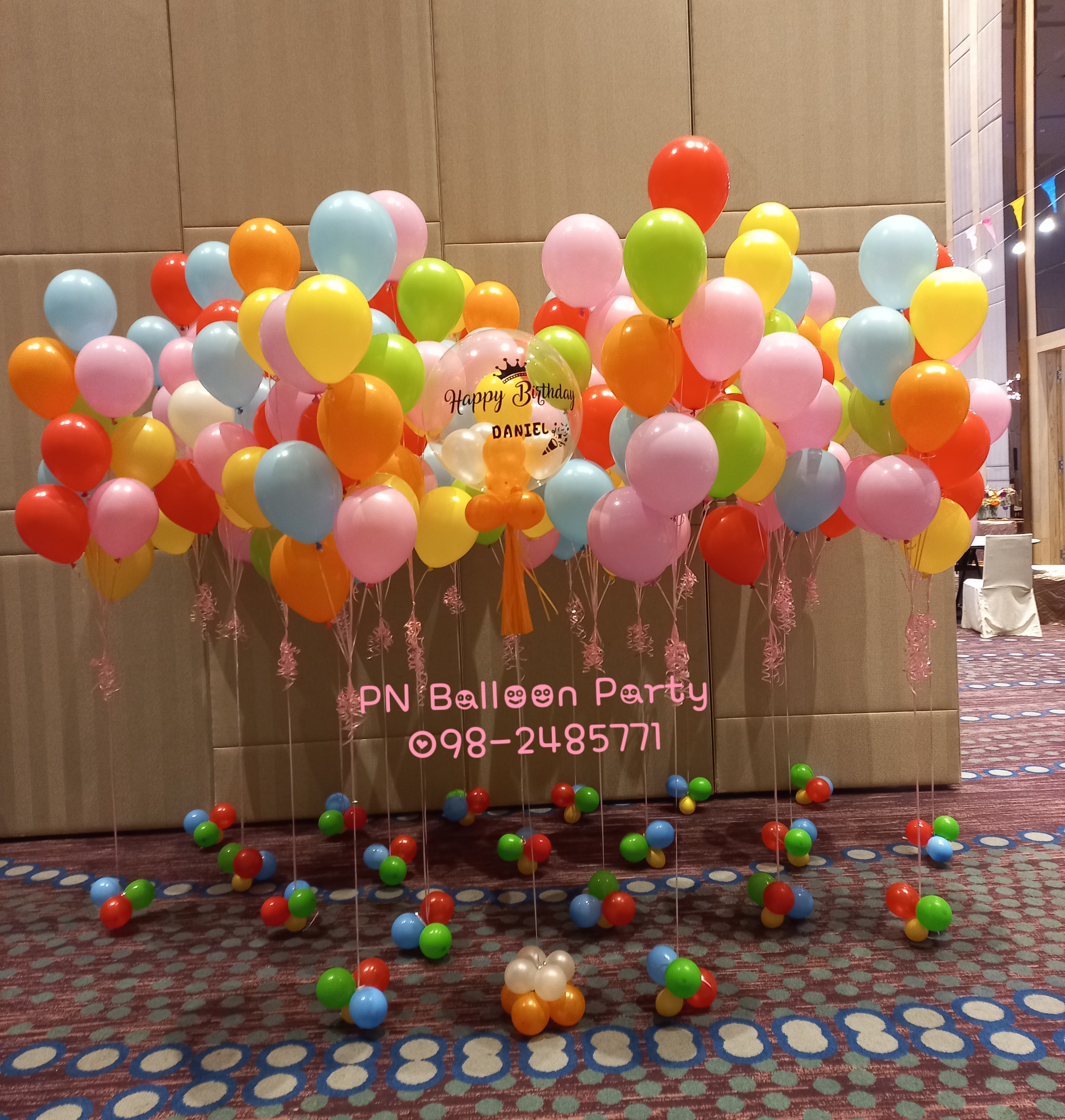 ลูกโป่งพาสเทล สีสวยสดใส ช่อละ 10 ใบ พร้อมฐานลูกโป่งฟรุ้งฟริ๊ง