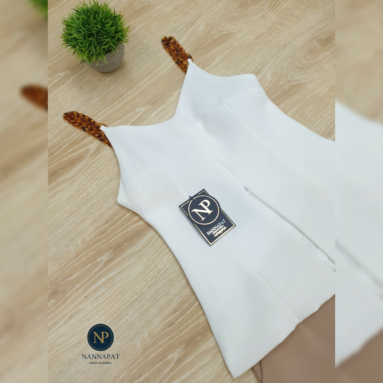 เสื้อซิปหน้ากางเกงทรงสวย