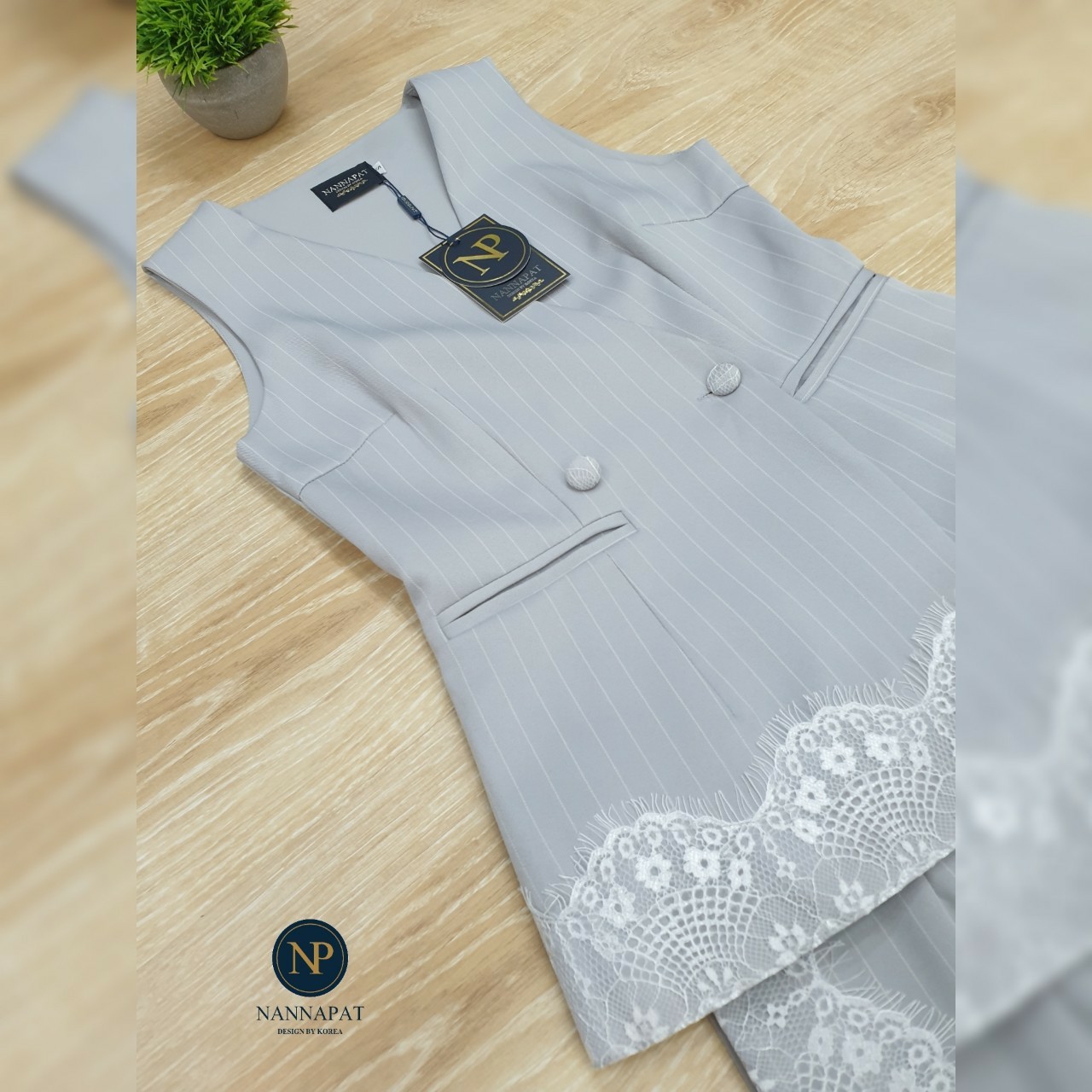 เสื้อกระดุมหน้า มีซับในอย่างดี