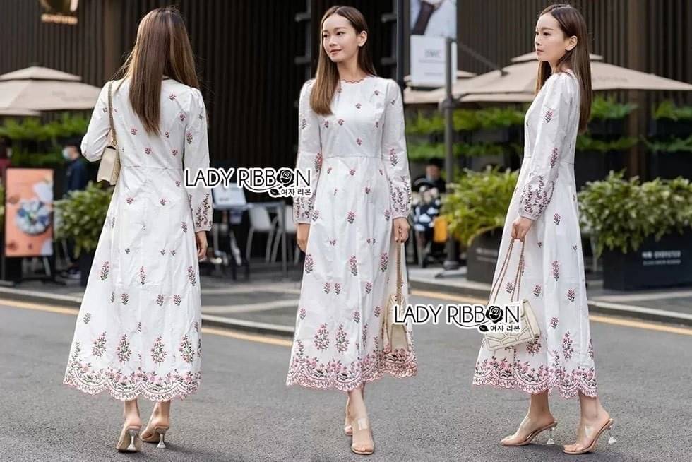 เป็นเดรสยาว แขนยาวจั๊มปลายแขน