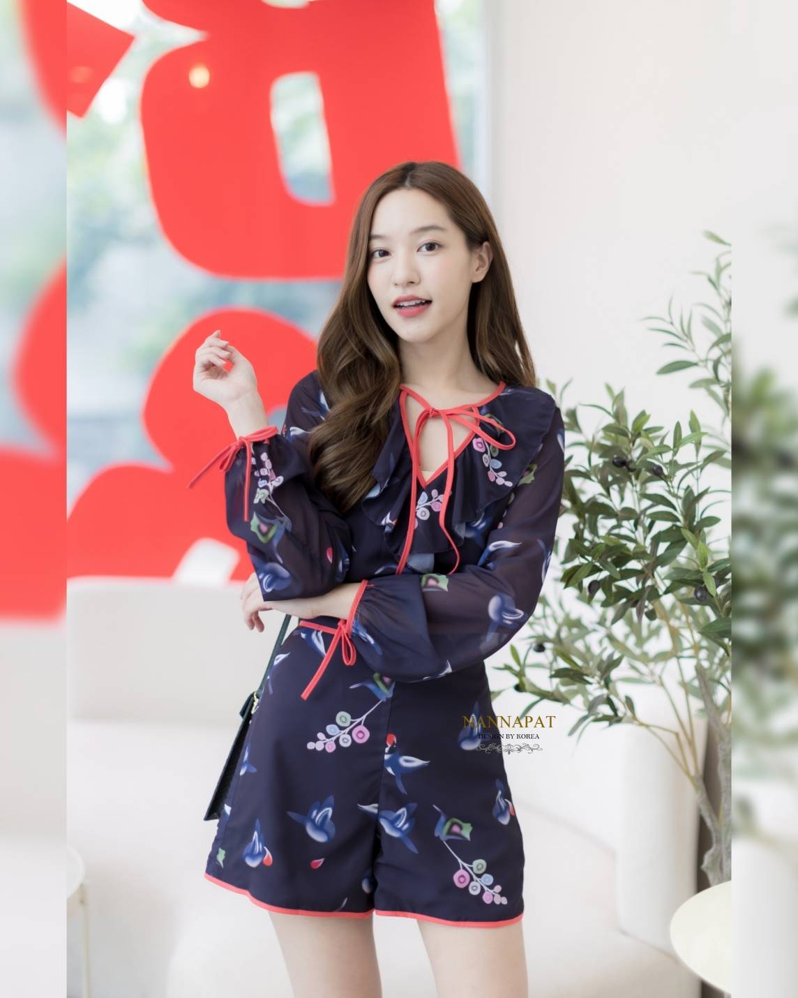 เสื้อซิปหลัง แต่งระบายอก ผูกโบว์