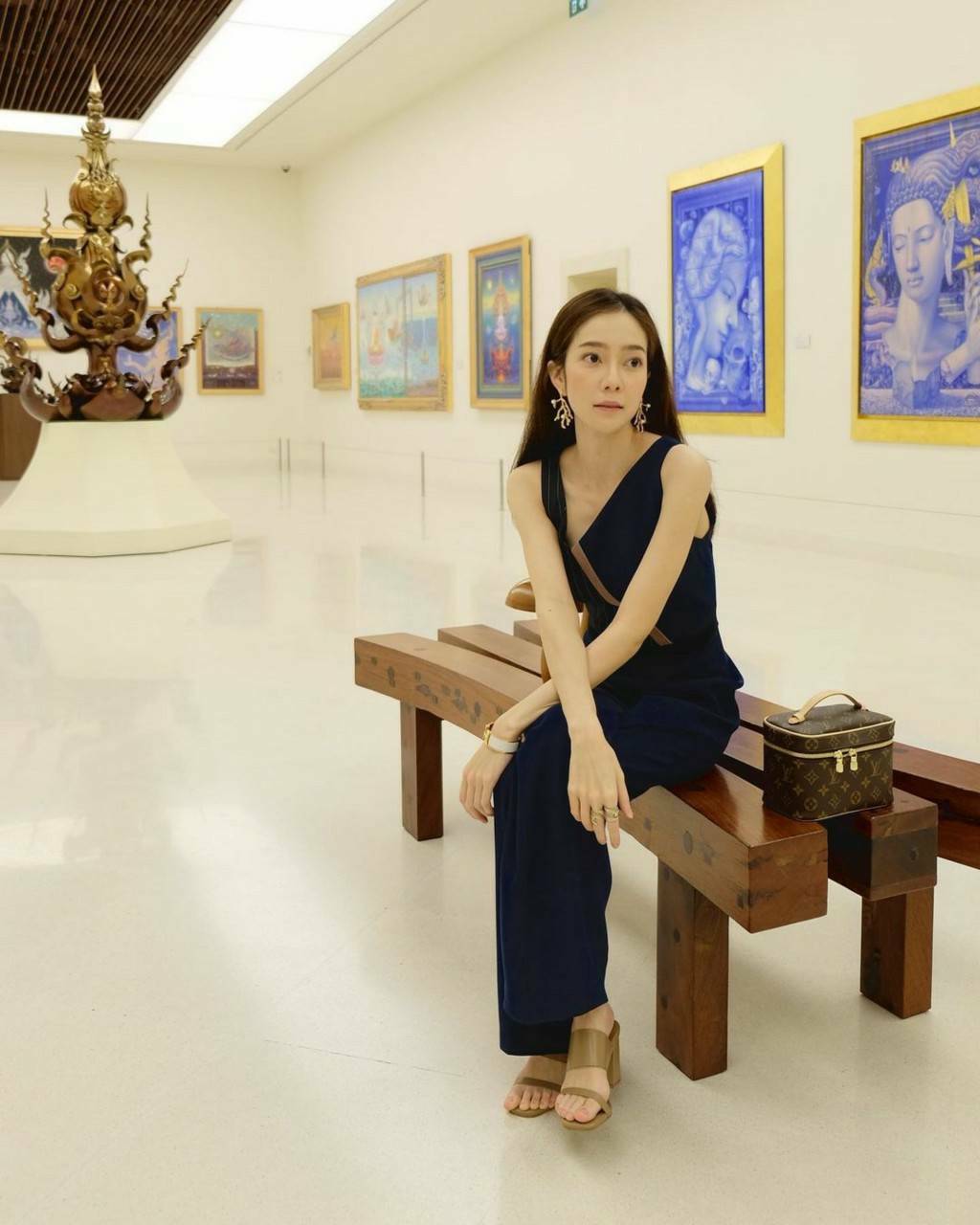 จั้มสูทสีกรมขายาว