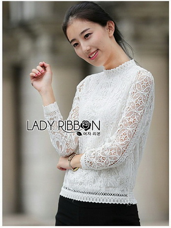 With Lace Blouse เสื้อผ้าลูกไม้แขนยาวสีขาว