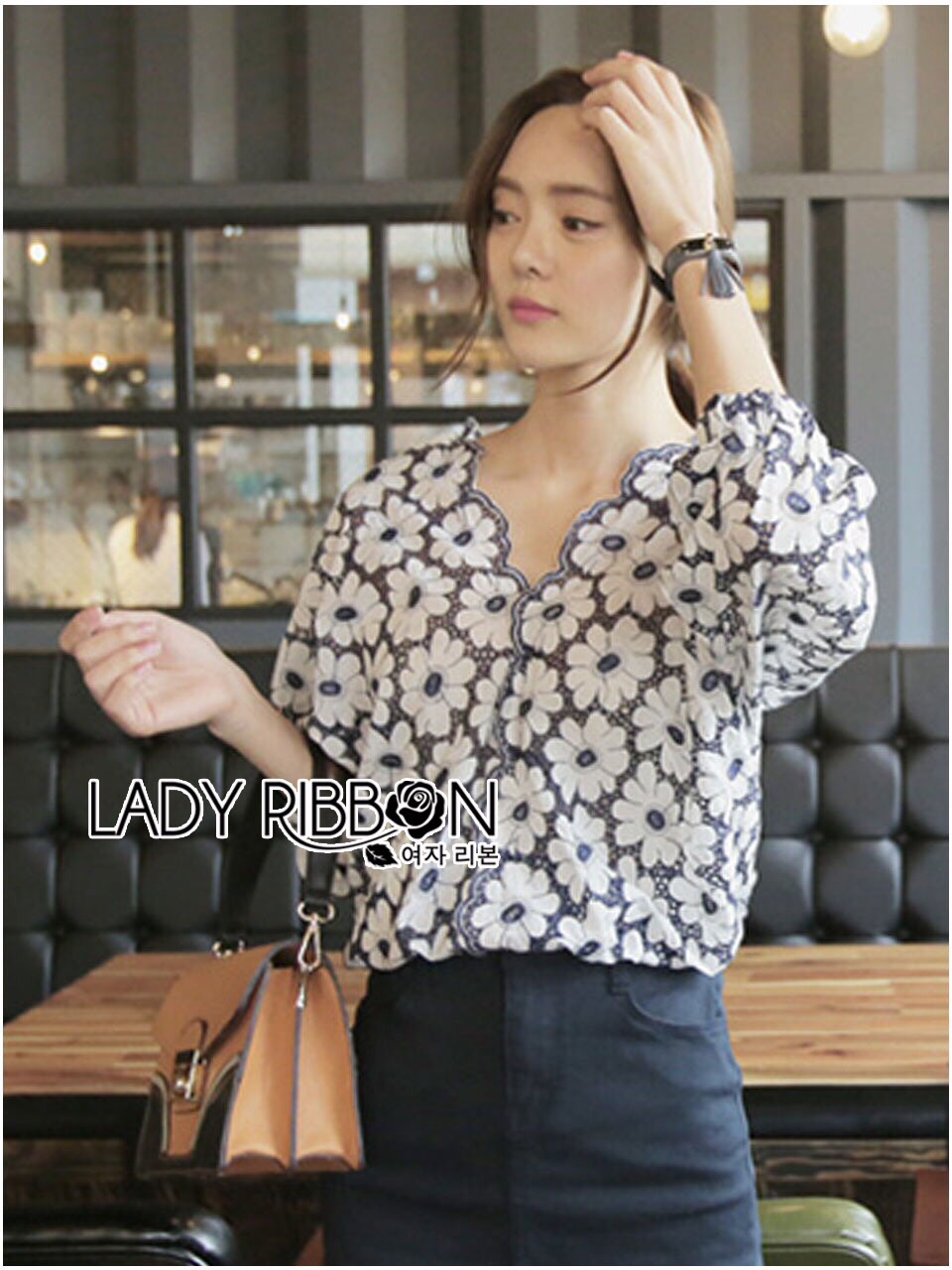 Lad Ribbon ขายส่ง LR06260516 🎀 Lady Ribbon's Made 🎀 Lady Rosie Feminine Flower Embroidered and Laser-Cut Cotton Blouse