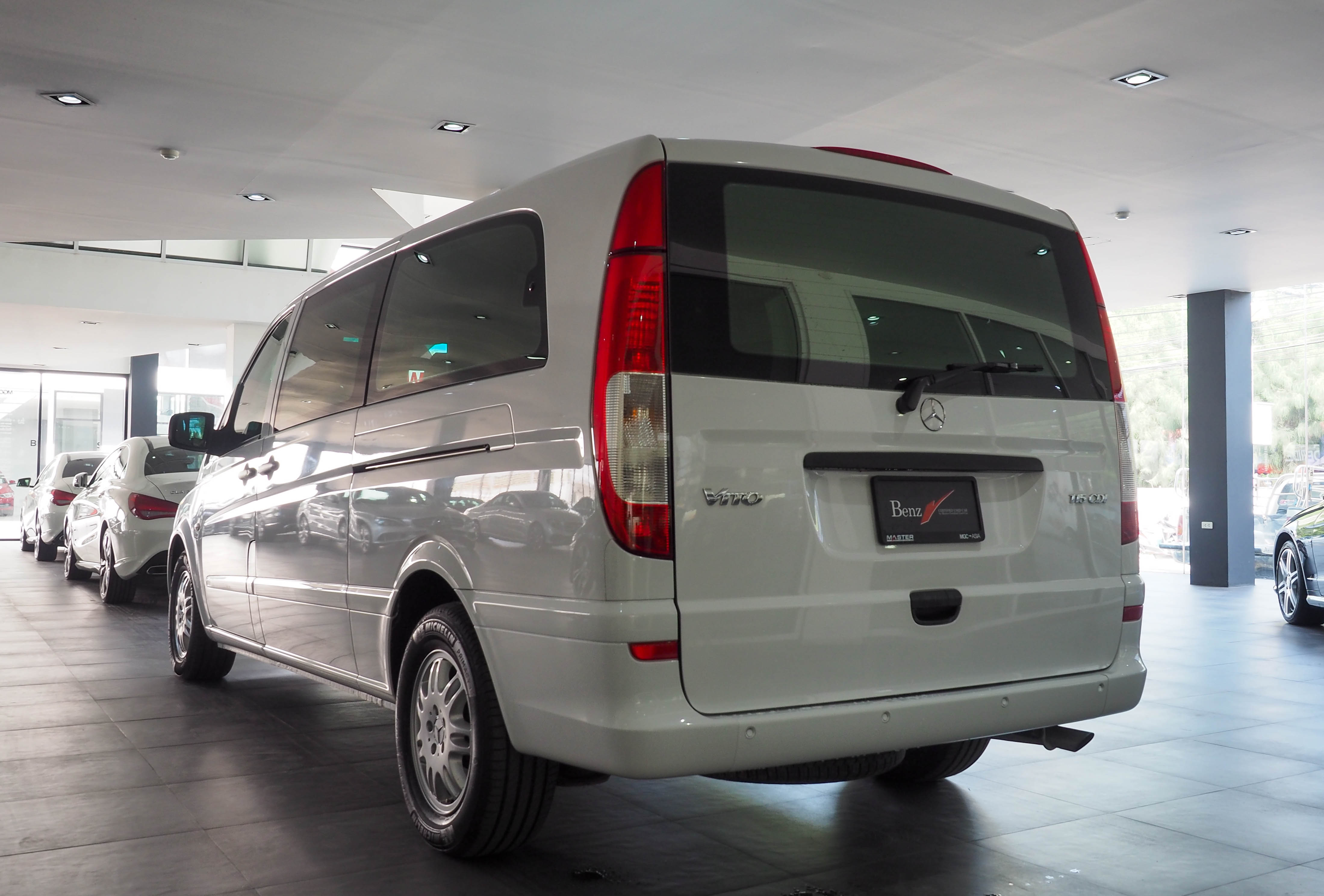 จองแล้ว VITO 115 CDI Com Extra long W639