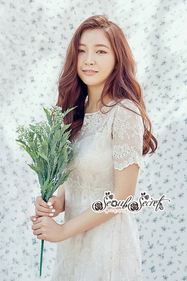 แม็กซี่เดรสสวยหรู ลุคสาวแฟชั่นนิสตร้า