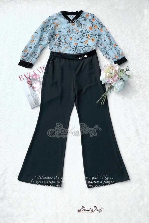 เสื้อเชิ๊ทเนื้อผ้าชีฟองแบบโปร่งเป็นโทนสีฟ้าวินเทจ