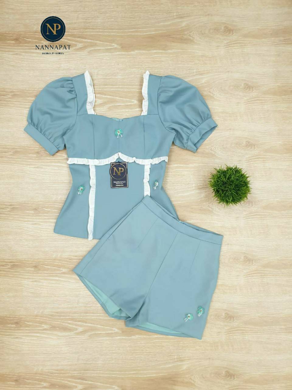 เสื้อซิปหลัง แขนตุ๊กตา