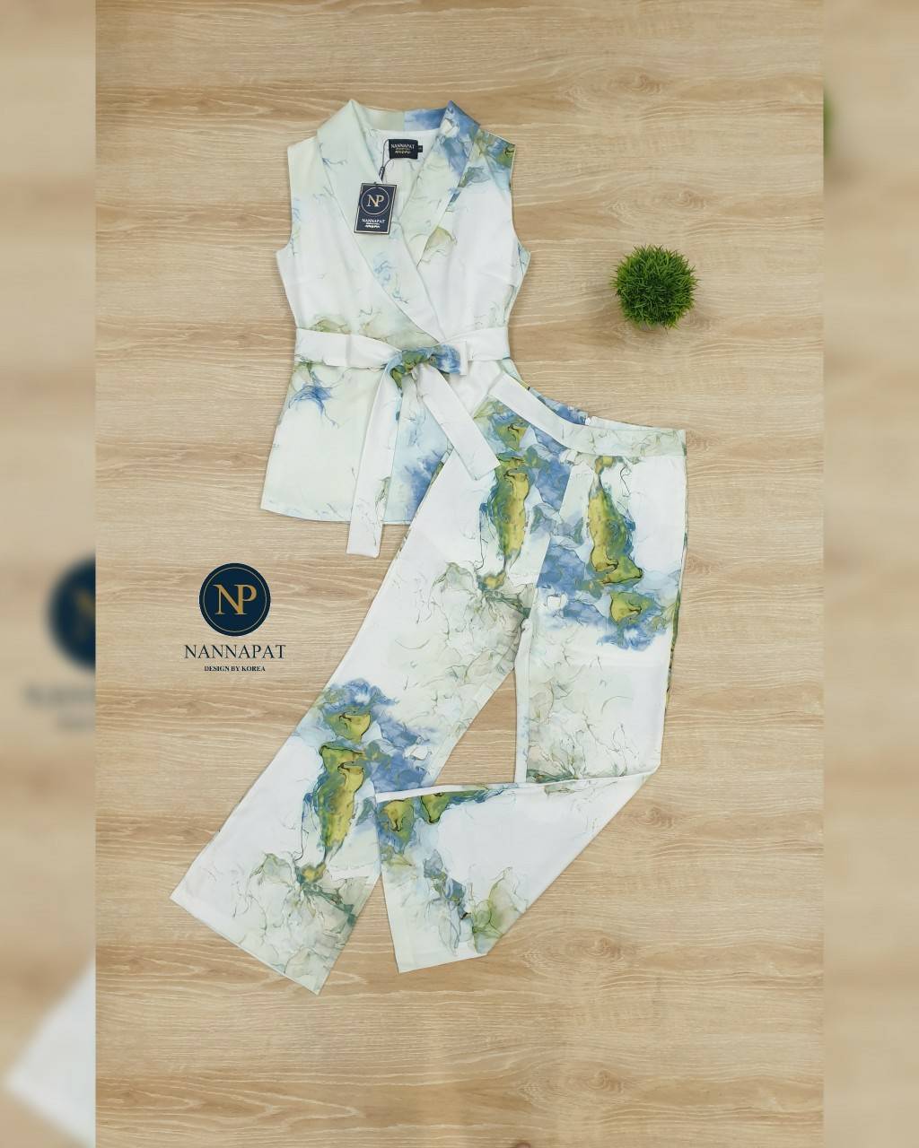 เซทเล่นสีลายน้ำสวยงาม