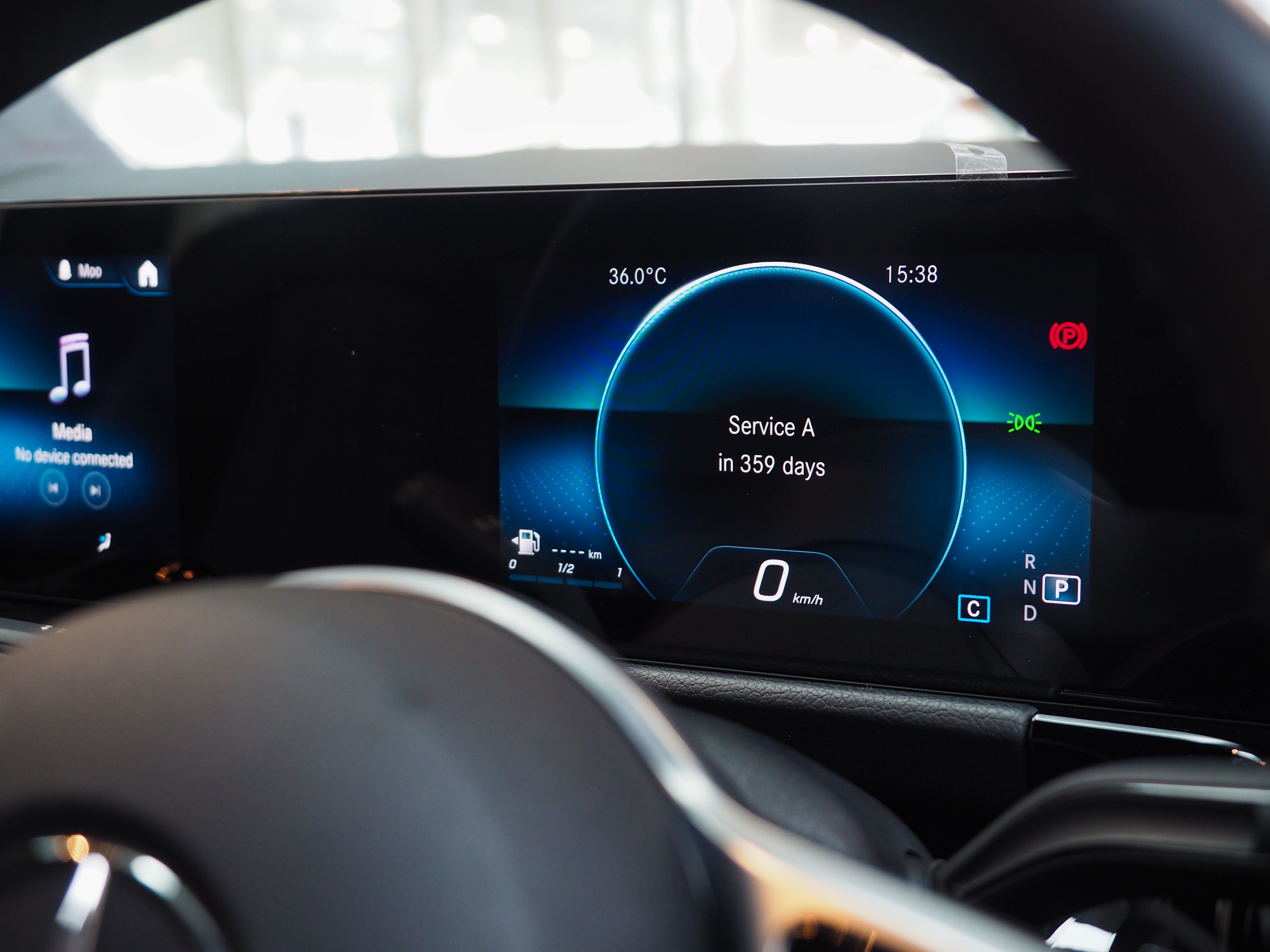 จองแล้ว GLA200 Progressive W177