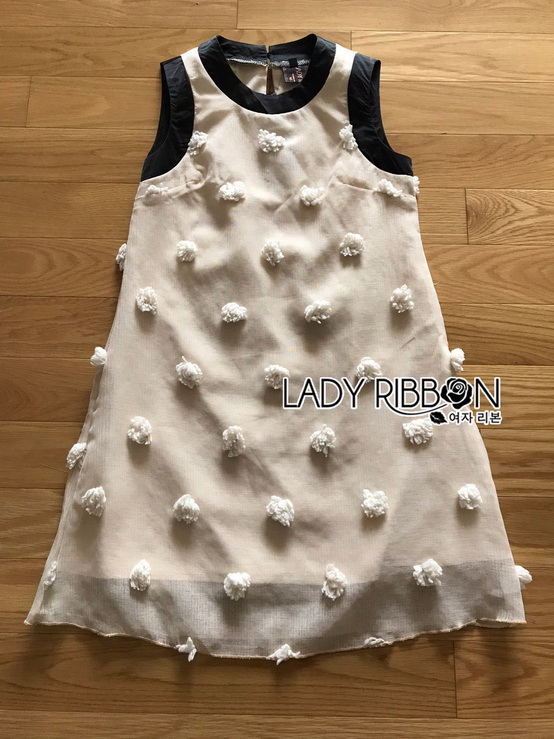 Dress เดรสแขนกุดผ้าลินินสีครีมปักพู่