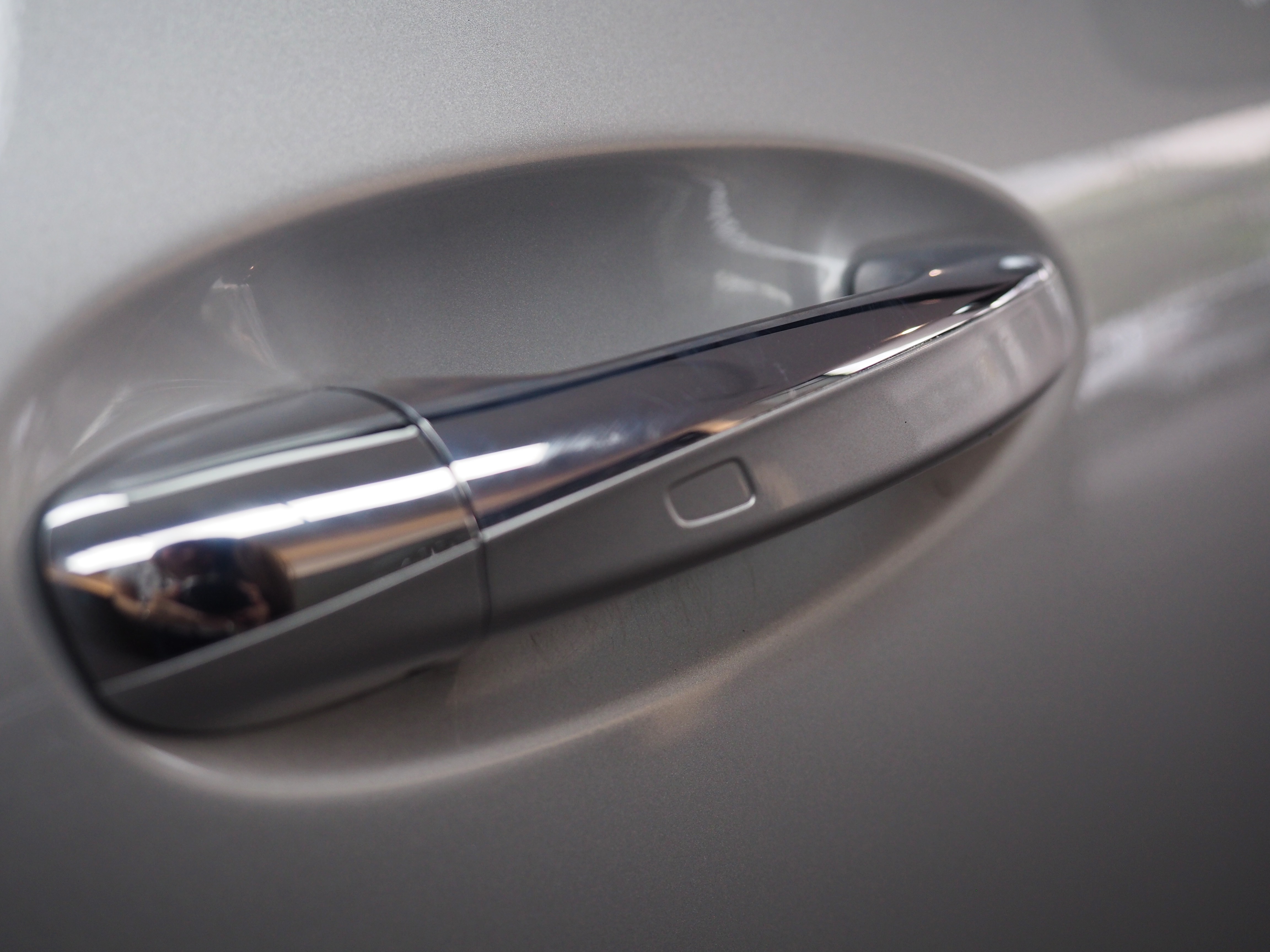 จองแล้ว GLA200 Progressive W177