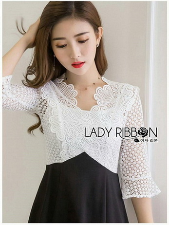 Lady Ribbon Black and White Lace Dress