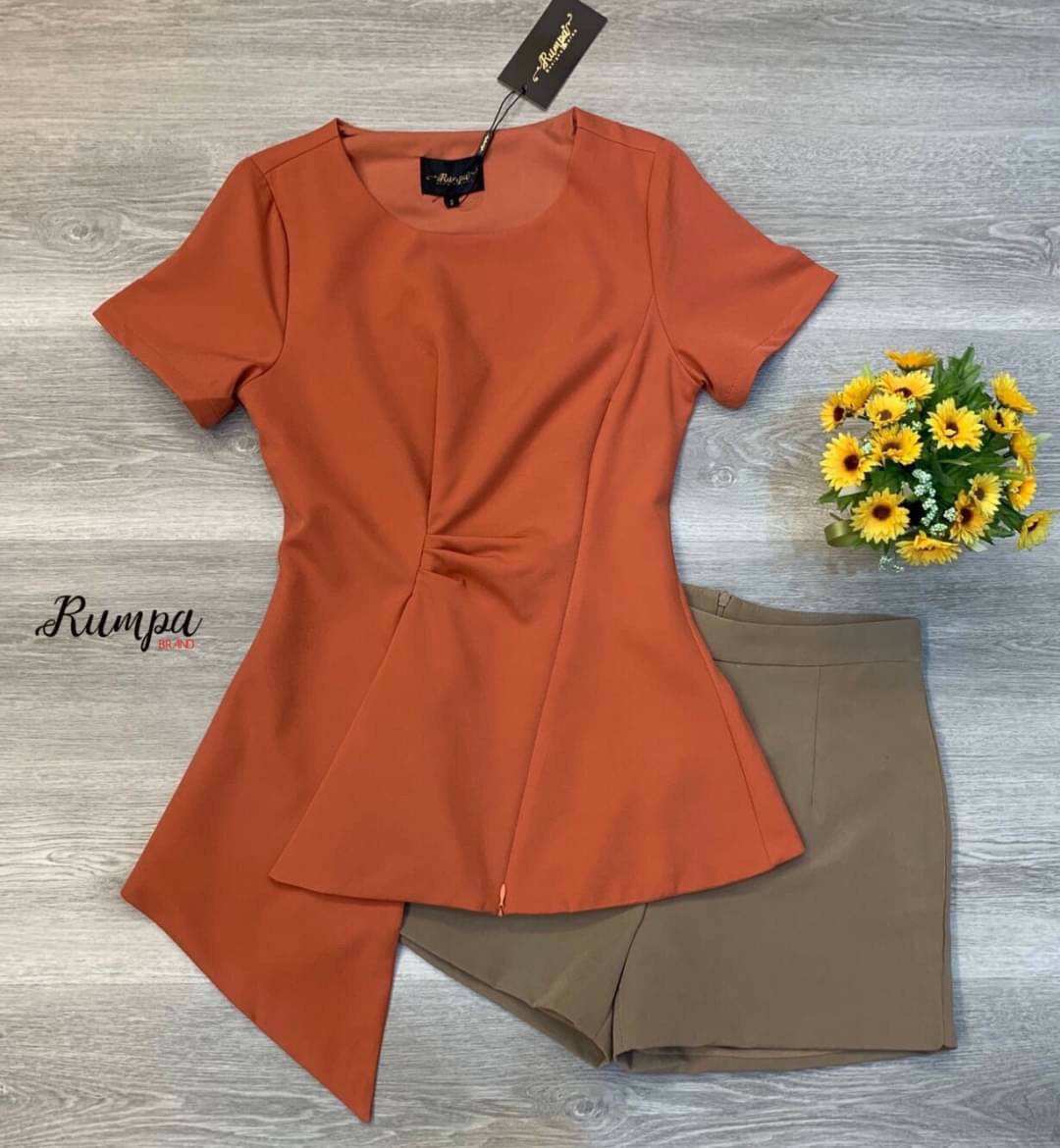 สื้อกางเกงขาสั้น