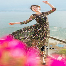 ชุดเดรสยาวซีทรูสีดำงานปัก