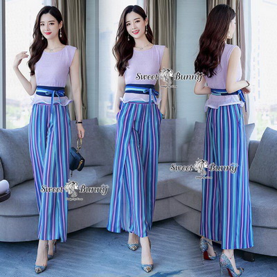 เสื้อแขนกุด ชายระบายนิดๆ มีเข็มขัดผ้าผูกเอว