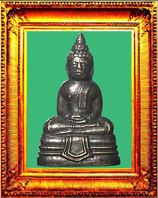 พระกริ่งหลวงพ่อโสธรปี 2500หน้าใหญ่หลังแตก องค์ที่ 2