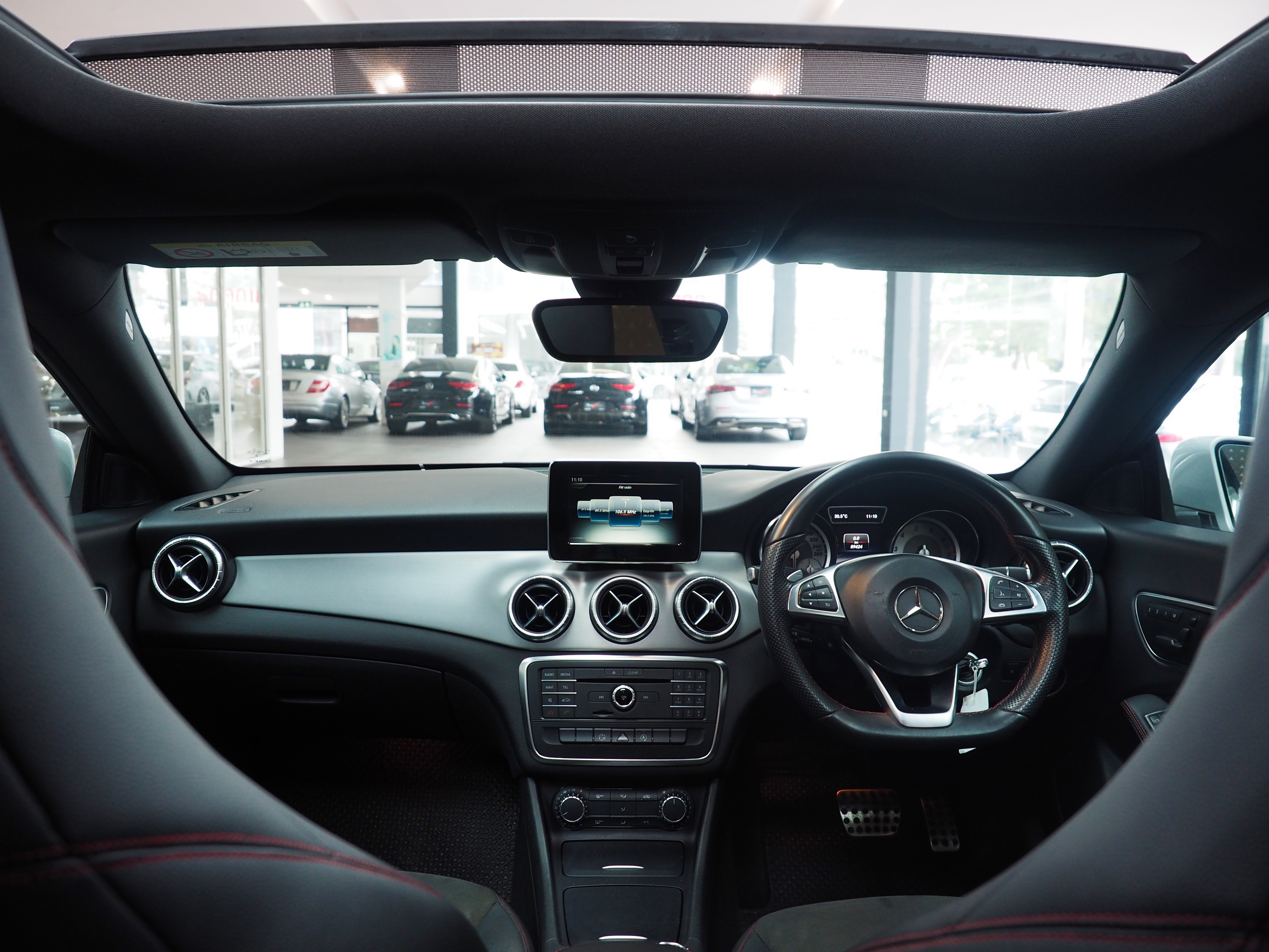 จองแล้ว CLA250 AMG W117