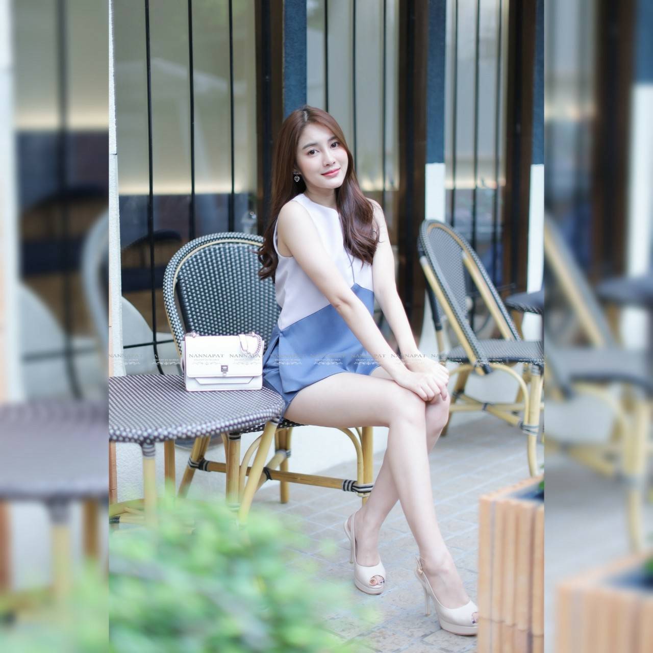 เสื้อซิปหลัง ตัวทูโทน