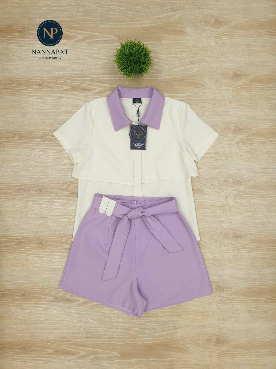 เสื้อคอปก กระดุมหน้า