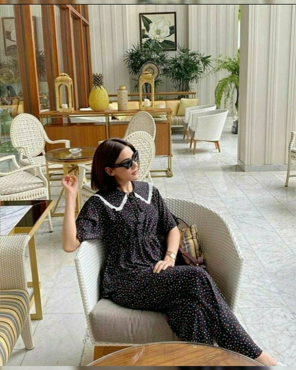 เสื้อคอปกกระดุมหน้า มีเชือกรูดผูกเอว