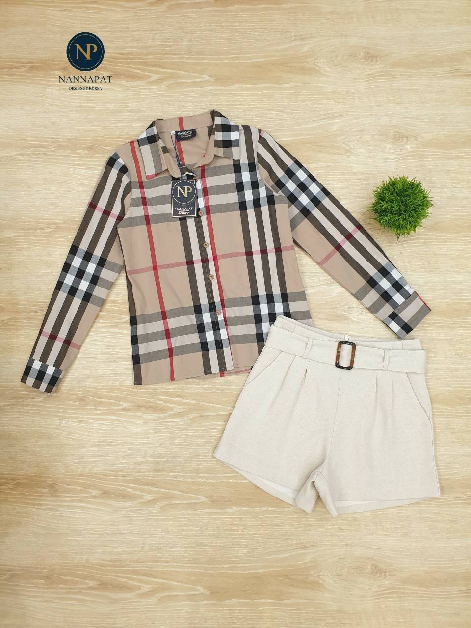 3ชิ้นเสื้อคอปกกระดุมหน้า ลายบลูเบอรี่