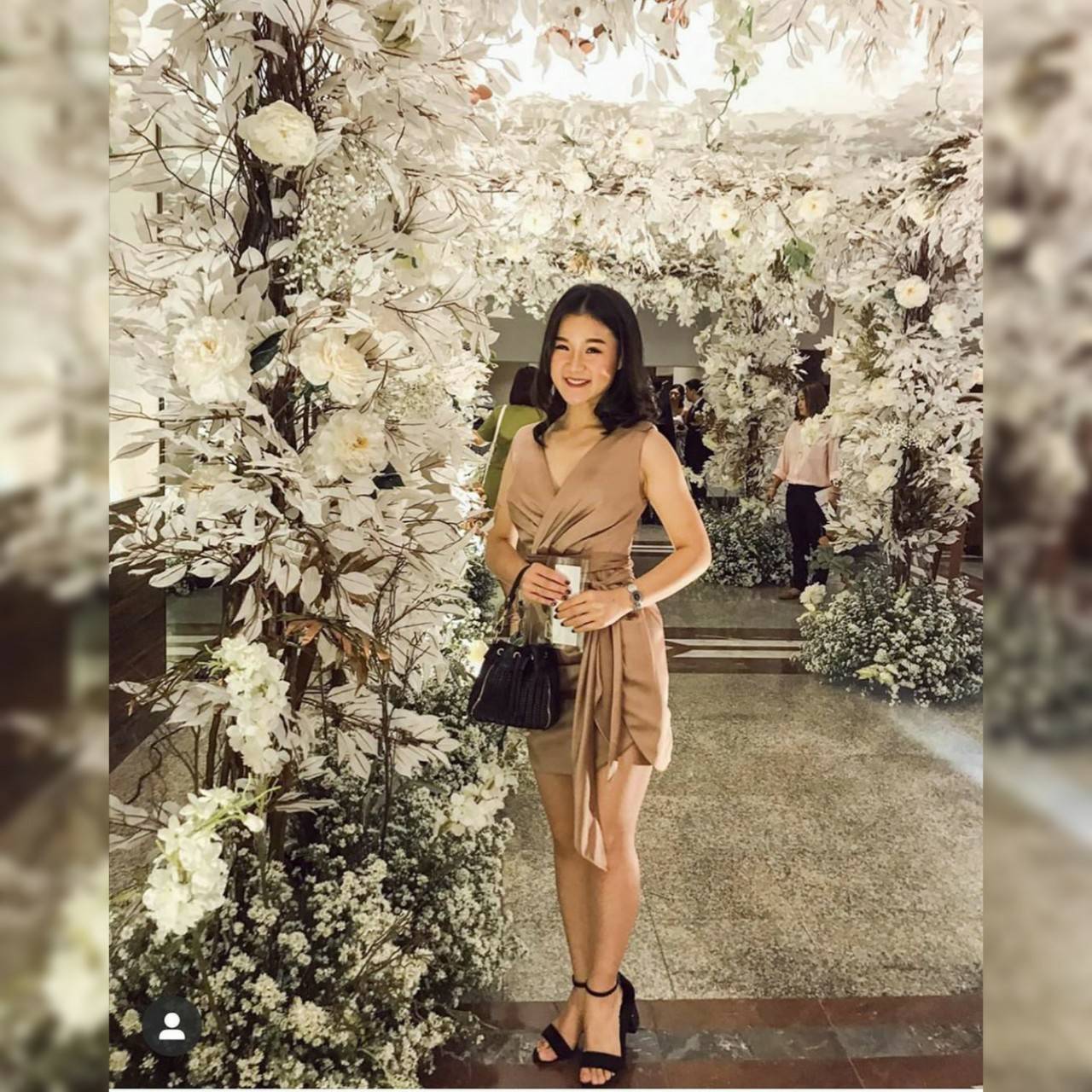 เดรสพร้อมสายผูกเอว