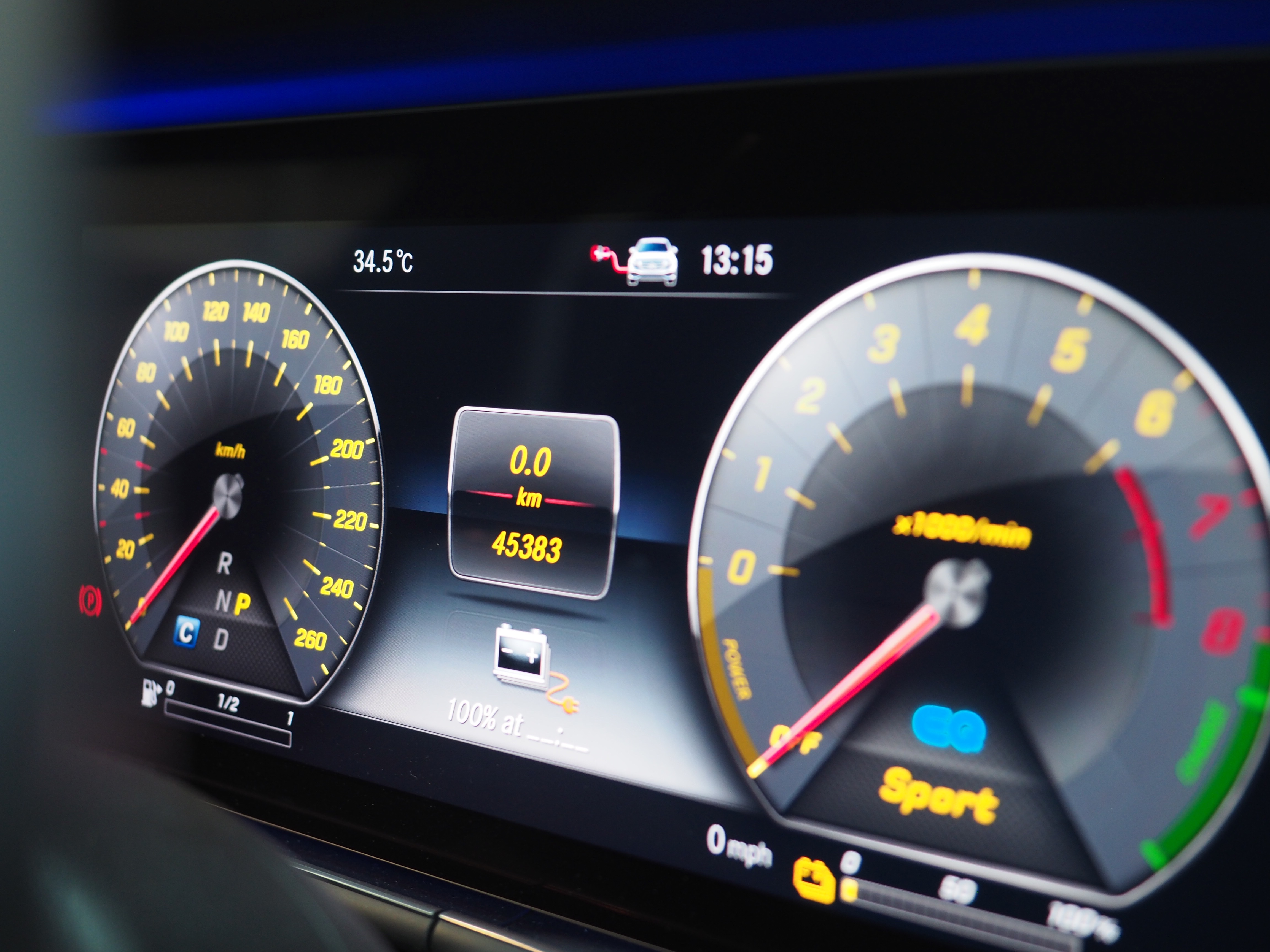 จองแล้ว E350e AMG Plug in Hybrid W213