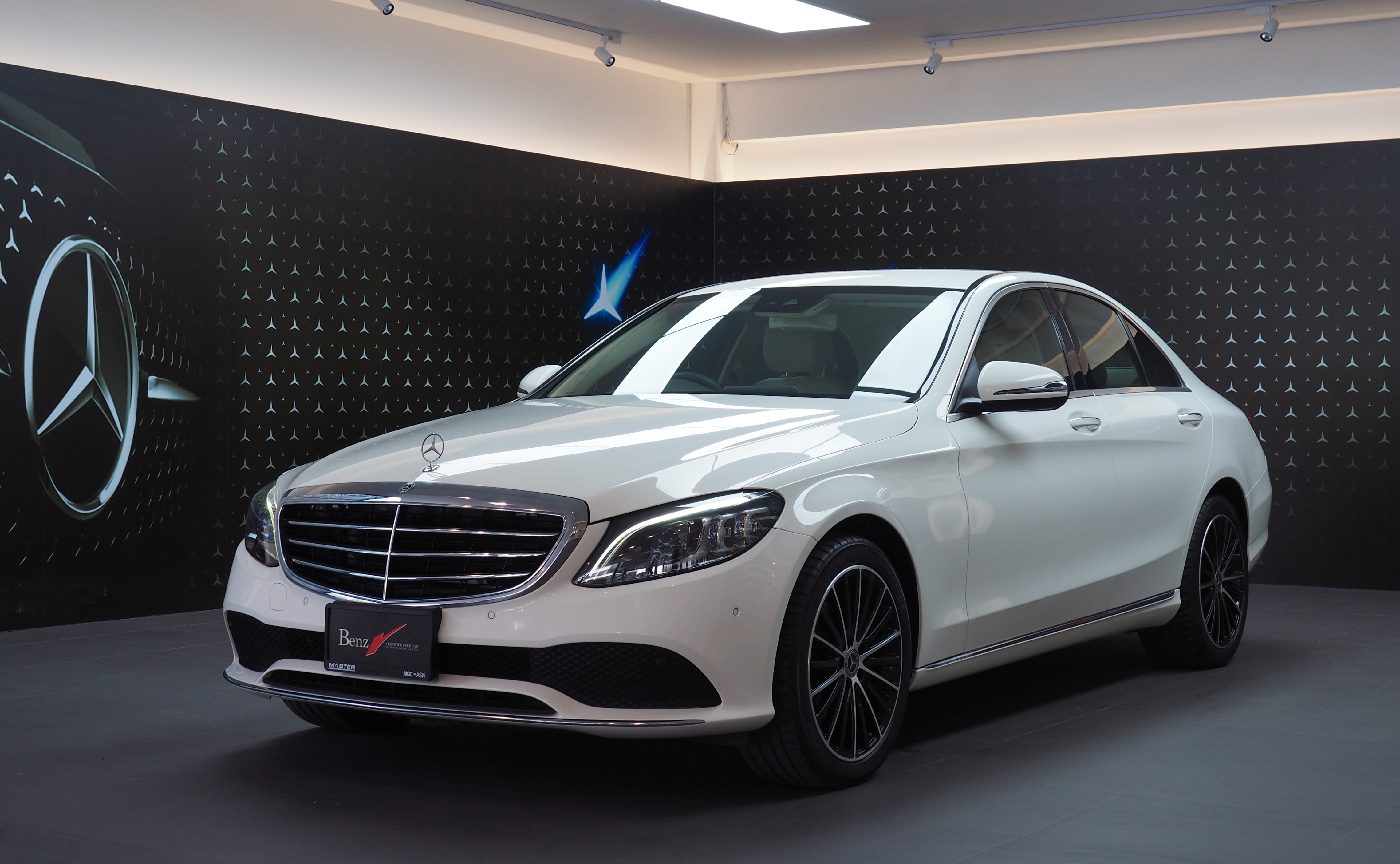 จองแล้ว C220d Exclusive W205