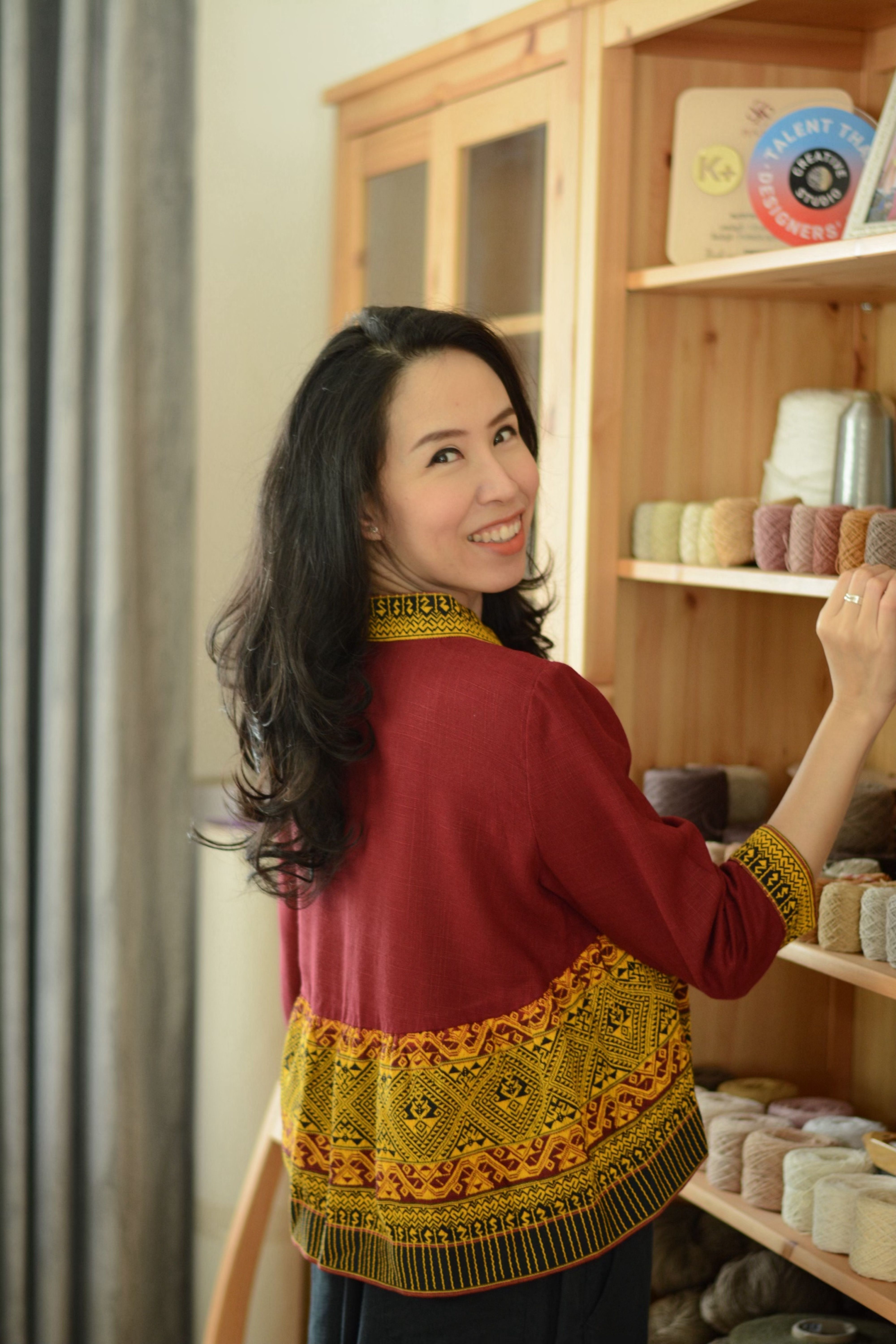 เสื้อแต่งจก