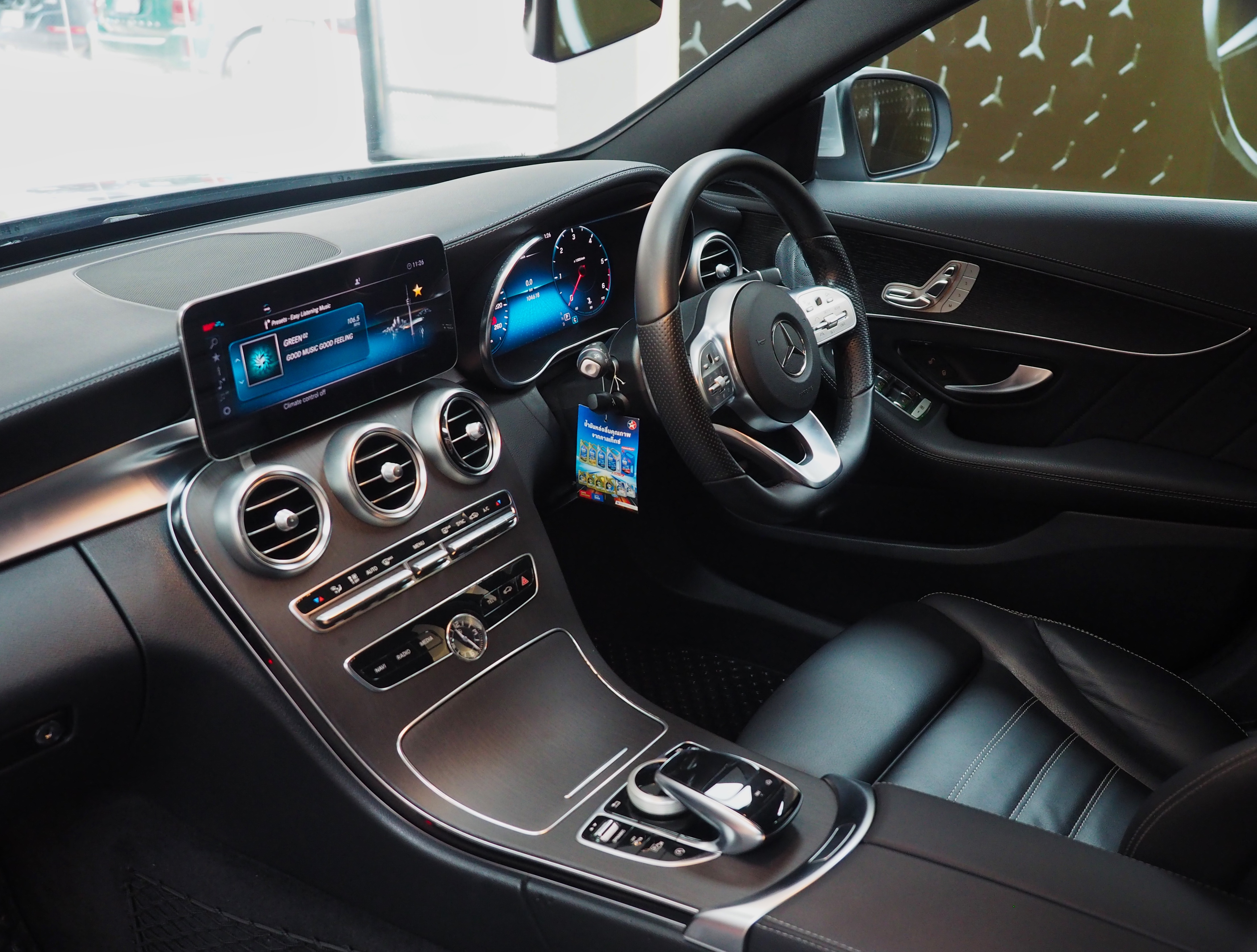 จองแล้ว C220d AMG Dynamic W205