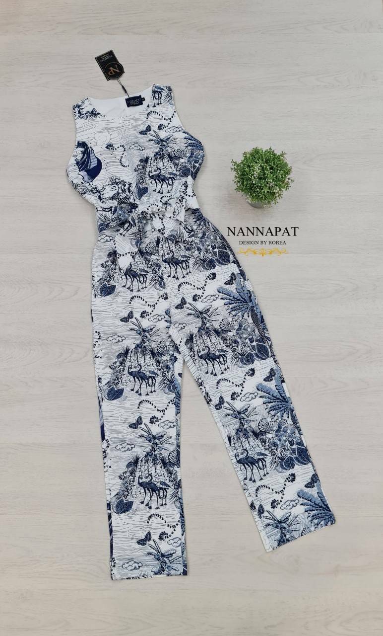 เสื้อซิปหลัง กางเกงทรงสวย