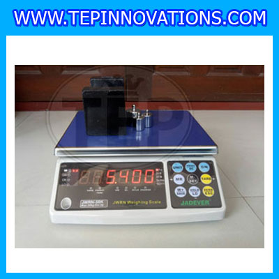 เครื่องชั่งดิจิตอล3kg ยี่ห้อ JADEVER รุ่น JWRN พิกัดน้ำหนัก 3kg ความละเอียด 0.2 กรัม (มีใบตรวจรับรองจากสำนักชั่งตวงวัด)
