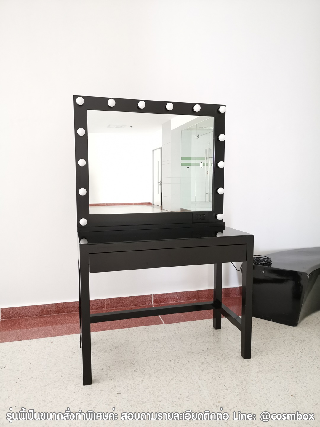โต๊ะเครื่องแป้ง กระจกแต่งหน้า กระจกมีไฟ - W100 x D45 x H158 cm. (ไม่รวมเก้าอี้)