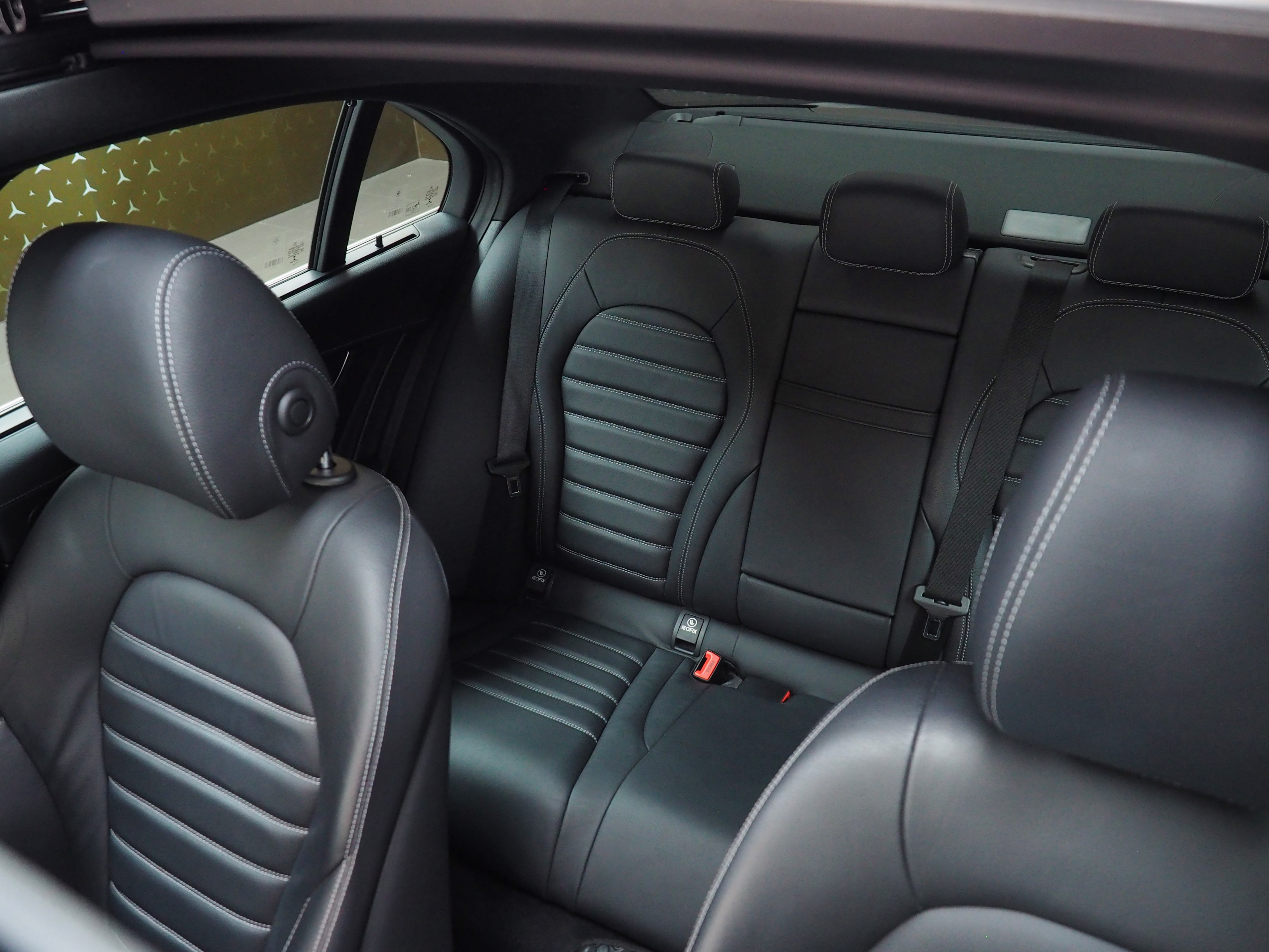 จองแล้ว C220d AMG Dynamic W205